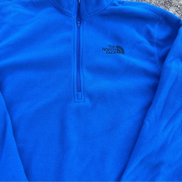 The North Face Men's Vibrant Blue Fleece Jacket - Picture 2 of 10